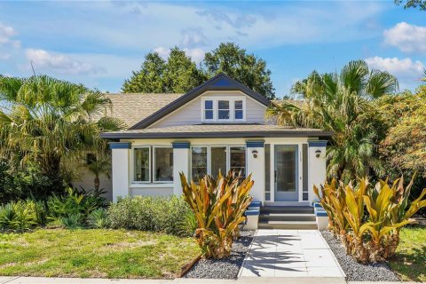 Casa en venta en Saint Petersburg, Florida, 3 dormitorios, 233.37 m2 № 2207842 - foto 2