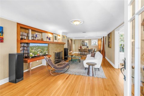 Casa en venta en Saint Petersburg, Florida, 3 dormitorios, 233.37 m2 № 2207842 - foto 7