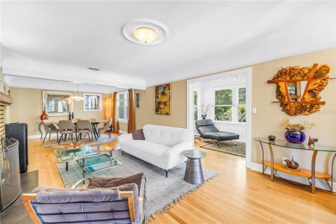 Casa en venta en Saint Petersburg, Florida, 3 dormitorios, 233.37 m2 № 2207842 - foto 8