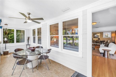 Casa en venta en Saint Petersburg, Florida, 3 dormitorios, 233.37 m2 № 2207842 - foto 6