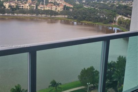 Condominio en alquiler en Sunrise, Florida, 2 dormitorios, 108.23 m2 № 1991016 - foto 12