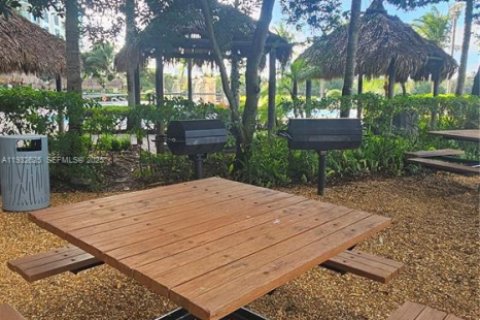 Condominio en alquiler en Sunrise, Florida, 2 dormitorios, 108.23 m2 № 1991016 - foto 21