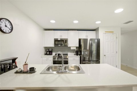 Casa en venta en Port Charlotte, Florida, 4 dormitorios, 137.96 m2 № 2119477 - foto 9
