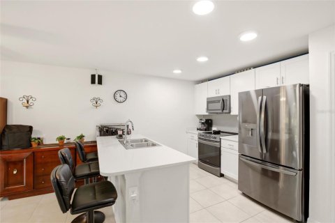 Casa en venta en Port Charlotte, Florida, 4 dormitorios, 137.96 m2 № 2119477 - foto 8