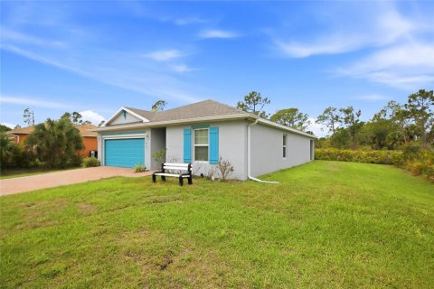 Casa en venta en Port Charlotte, Florida, 4 dormitorios, 137.96 m2 № 2119477 - foto 4