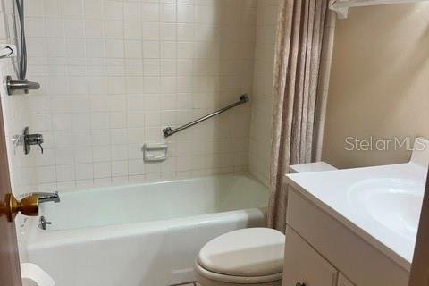 Apartment in Dade City, Florida 2 bedrooms, 58.53 sq.m. № 2201661 - photo 5