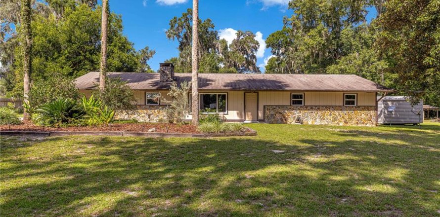 Casa en Anthony, Florida 3 dormitorios, 203.27 m2 № 1911695