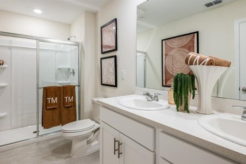 Condo in Mount Dora, Florida, 3 bedrooms  № 2093369 - photo 9