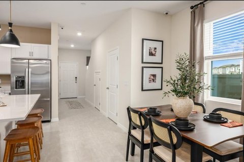 Condo in Mount Dora, Florida, 3 bedrooms  № 2093369 - photo 5
