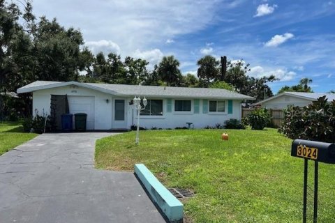 House in Sarasota, Florida 2 bedrooms, 77.76 sq.m. № 1905957 - photo 2