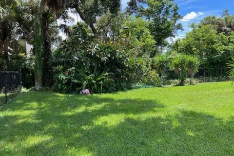 House in Sarasota, Florida 2 bedrooms, 77.76 sq.m. № 1905957 - photo 5