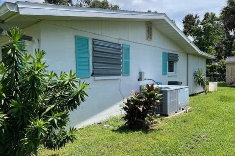 House in Sarasota, Florida 2 bedrooms, 77.76 sq.m. № 1905957 - photo 12