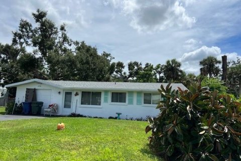 House in Sarasota, Florida 2 bedrooms, 77.76 sq.m. № 1905957 - photo 13