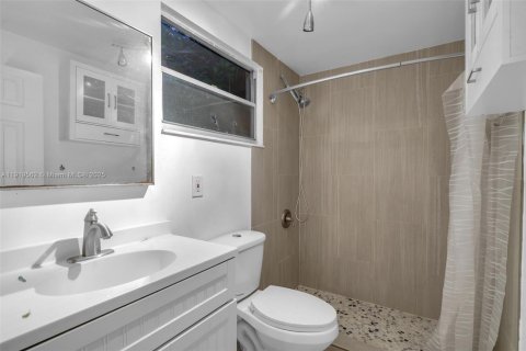 Villa ou maison à vendre à Miami, Floride: 4 chambres, 122.35 m2 № 1975166 - photo 20