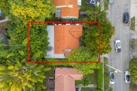 Villa ou maison à vendre à Miami, Floride: 4 chambres, 122.35 m2 № 1975166 - photo 29