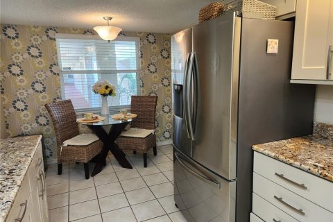 Condominio en alquiler en Bradenton, Florida, 2 dormitorios, 103.86 m2 № 1736646 - foto 10