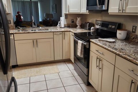 Condominio en alquiler en Bradenton, Florida, 2 dormitorios, 103.86 m2 № 1736646 - foto 9