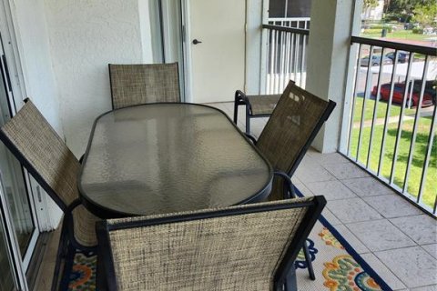 Condominio en alquiler en Bradenton, Florida, 2 dormitorios, 103.86 m2 № 1736646 - foto 23