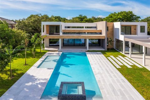 House in Pinecrest, Florida 7 bedrooms, 827.95 sq.m. № 1269195 - photo 30