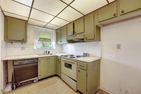 Condominio en venta en Sunrise, Florida, 2 dormitorios, 78.97 m2 № 1935055 - foto 5