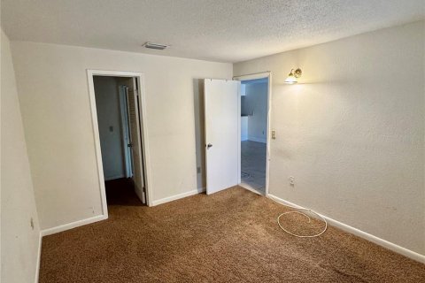 Condominio en venta en Lakeland, Florida, 2 dormitorios, 78.04 m2 № 1556626 - foto 10