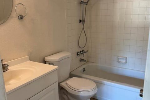 Condominio en venta en Lakeland, Florida, 2 dormitorios, 78.04 m2 № 1556626 - foto 13