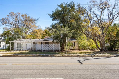 House in Tampa, Florida 2 bedrooms, 124.67 sq.m. № 2103718 - photo 5