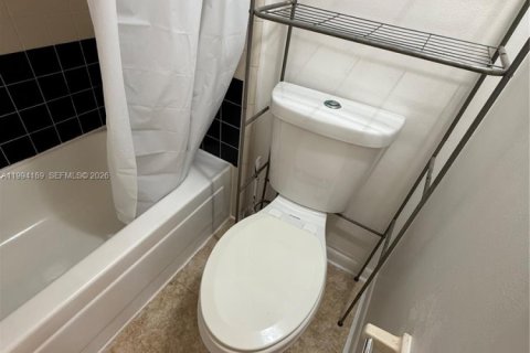 Снять в аренду кондоминиум в Помпано-Бич, Флорида 1 спальня, 55.74м2, № 2065393 - фото 15