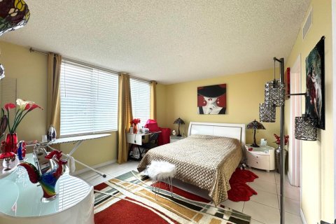 Condominio en venta en Delray Beach, Florida, 1 dormitorio, 85.93 m2 № 2147020 - foto 12