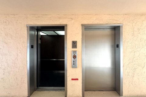 Condominio en venta en Delray Beach, Florida, 1 dormitorio, 85.93 m2 № 2147020 - foto 21