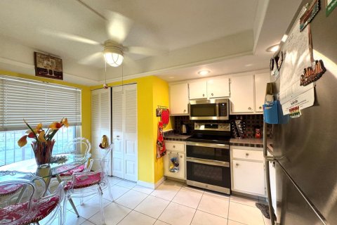 Condominio en venta en Delray Beach, Florida, 1 dormitorio, 85.93 m2 № 2147020 - foto 2