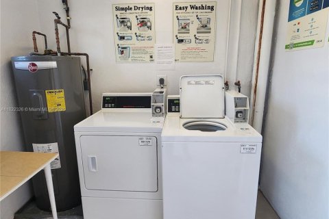 Condominio en alquiler en Fort Lauderdale, Florida, 1 dormitorio, 73.58 m2 № 1993251 - foto 29