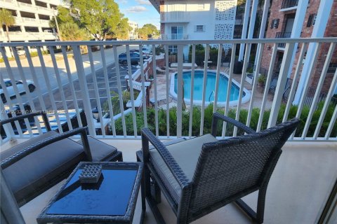 Condominio en alquiler en Fort Lauderdale, Florida, 1 dormitorio, 73.58 m2 № 1993251 - foto 19
