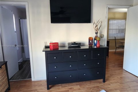 Condominio en alquiler en Fort Lauderdale, Florida, 1 dormitorio, 73.58 m2 № 1993251 - foto 27