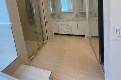 House in Wesley Chapel, Florida 4 bedrooms, 319.68 sq.m. № 1768086 - photo 24