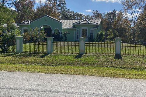 House in Wesley Chapel, Florida 4 bedrooms, 319.68 sq.m. № 1768086 - photo 10