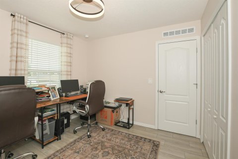 Casa en venta en Port St. Lucie, Florida, 7 dormitorios, 270.53 m2 № 2191018 - foto 30