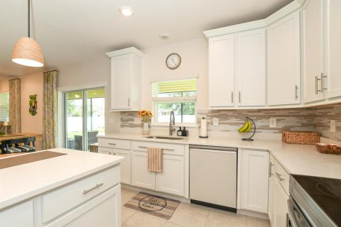 Casa en venta en Port St. Lucie, Florida, 7 dormitorios, 270.53 m2 № 2191018 - foto 21