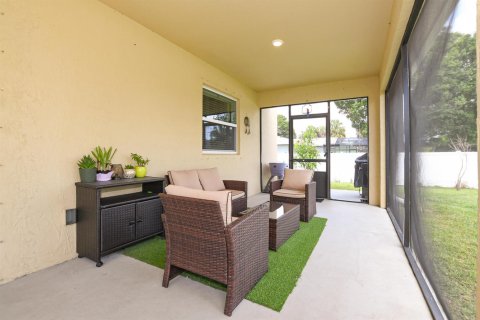 Casa en venta en Port St. Lucie, Florida, 7 dormitorios, 270.53 m2 № 2191018 - foto 23