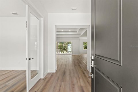 Casa en venta en Brooksville, Florida, 3 dormitorios, 247.4 m2 № 1899079 - foto 5