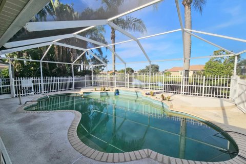 House in Port St. Lucie, Florida 4 bedrooms, 212.84 sq.m. № 2392374 - photo 7