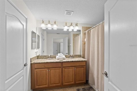 Adosado en venta en Kissimmee, Florida, 4 dormitorios, 176.7 m2 № 2200970 - foto 27