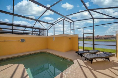 Adosado en venta en Kissimmee, Florida, 4 dormitorios, 176.7 m2 № 2200970 - foto 3