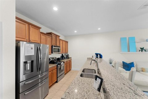 Adosado en venta en Kissimmee, Florida, 4 dormitorios, 176.7 m2 № 2200970 - foto 14