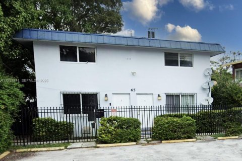 Appartement à louer à Miami, Floride: 2 chambres, 285.4 m2 № 2010391 - photo 12