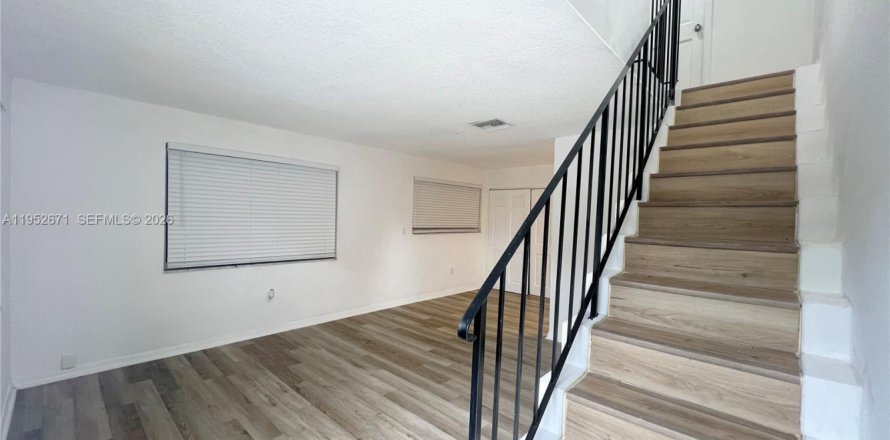 Appartement à Miami, Floride 2 chambres, 285.4 m2 № 2010391