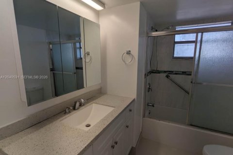 Купить кондоминиум в Майами, Флорида 2 спальни, 96.25м2, № 2087302 - фото 13