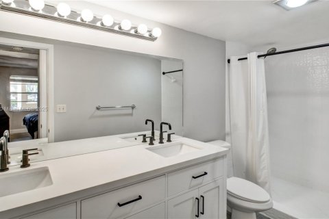 Condo in Coral Springs, Florida, 3 bedrooms  № 1985161 - photo 15