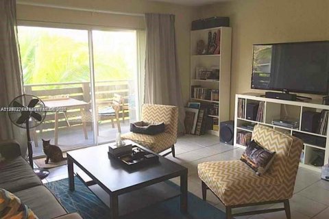 Copropriété à louer à Miami, Floride: 2 chambres, 88.72 m2 № 1949014 - photo 2