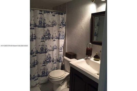 Copropriété à louer à Miami, Floride: 2 chambres, 88.72 m2 № 1949014 - photo 20